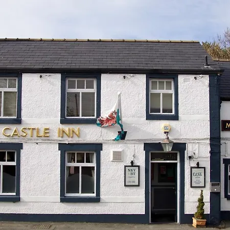 Castle Views Cottage In Historic Village & Woodfired Hot Tub Rhuddlan Exterior foto